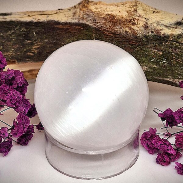 Selenit Kugel weiß schimmernd